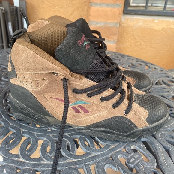 Vintage Reeboks - Picture 3 of 5